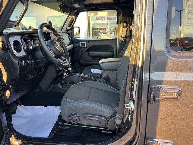 used 2024 Jeep Gladiator car, priced at $37,951