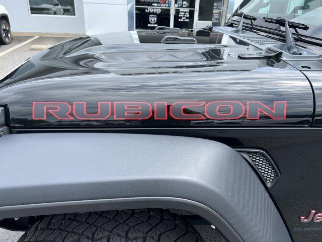 used 2023 Jeep Gladiator car, priced at $35,976