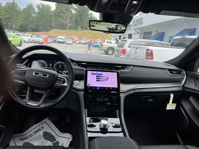 new 2025 Jeep Grand Cherokee car, priced at $67,648