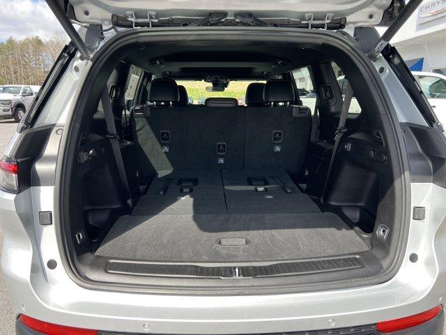 used 2025 Jeep Grand Cherokee L car, priced at $41,900