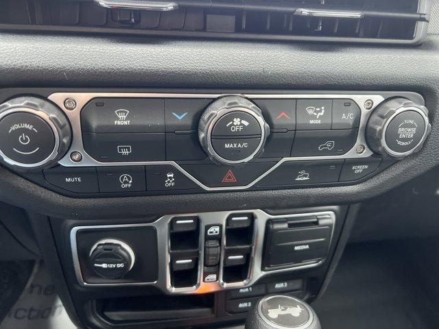 new 2026 Jeep Wrangler car, priced at $46,647