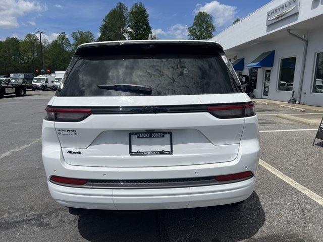 new 2026 Jeep Grand Cherokee car, priced at $51,844