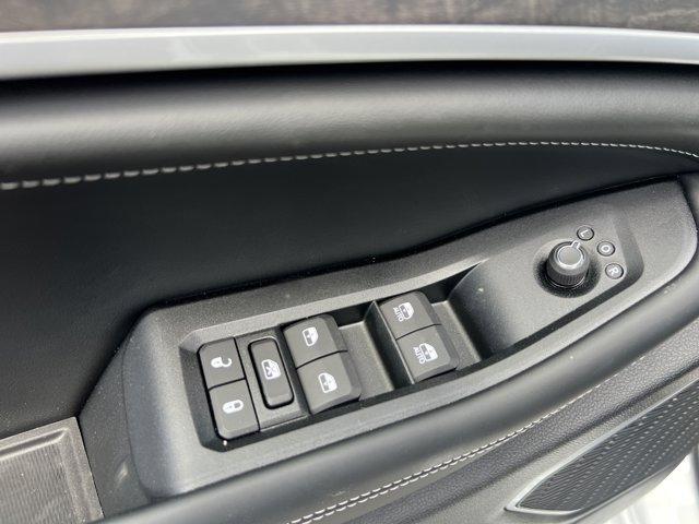 new 2026 Jeep Grand Cherokee car, priced at $51,844