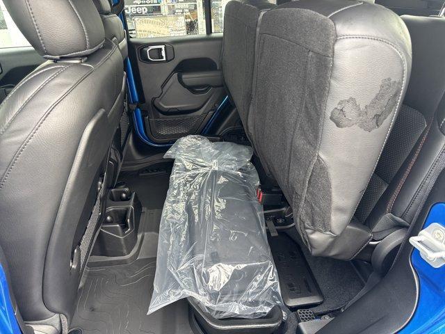 new 2025 Jeep Gladiator car, priced at $59,212