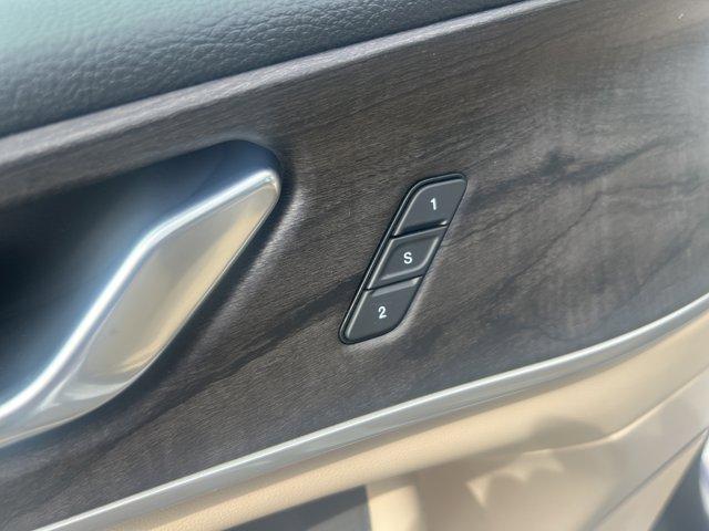 new 2026 Jeep Grand Cherokee car, priced at $47,219