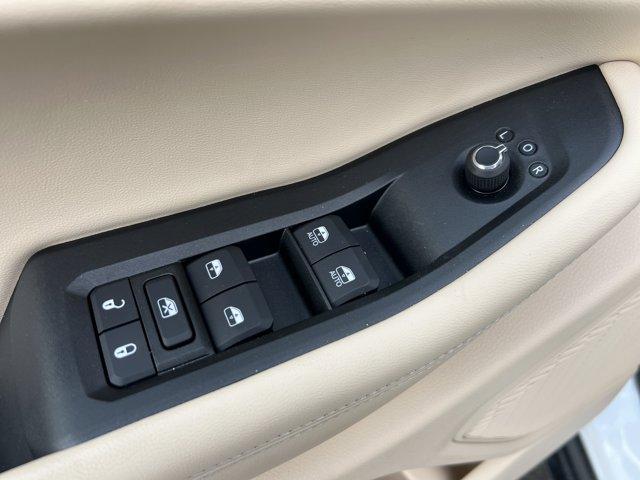 new 2025 Jeep Grand Cherokee car, priced at $51,943