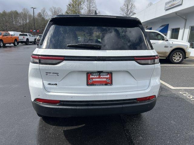 new 2025 Jeep Grand Cherokee car, priced at $51,943