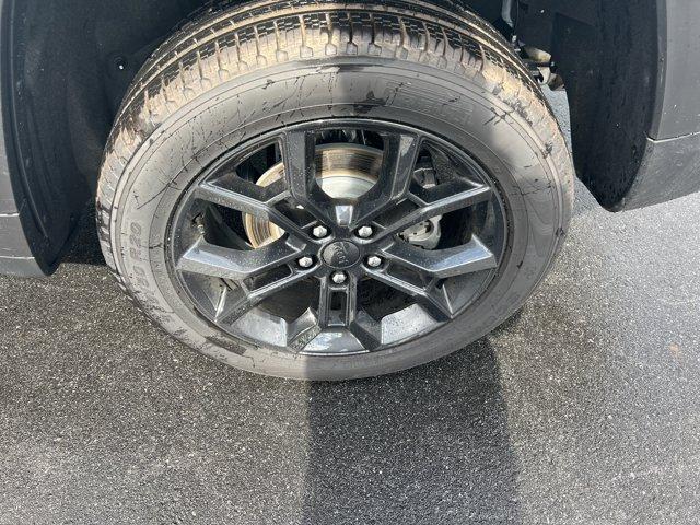 new 2025 Jeep Grand Cherokee car, priced at $51,943