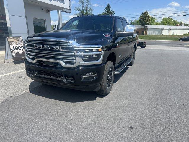 new 2025 Ram 3500 car, priced at $77,709