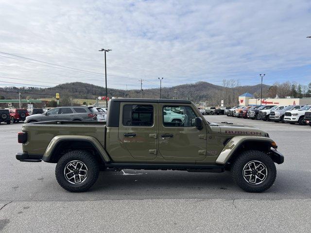 new 2026 Jeep Gladiator car, priced at $57,967