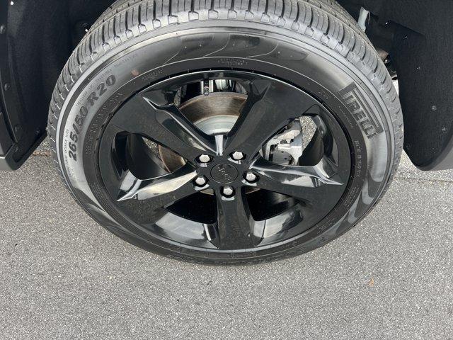 used 2024 Jeep Grand Cherokee car, priced at $43,900