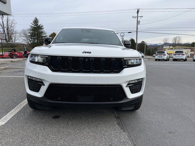 used 2024 Jeep Grand Cherokee car, priced at $43,900