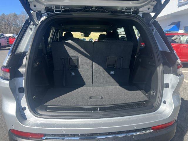 new 2026 Jeep Grand Cherokee L car, priced at $47,153