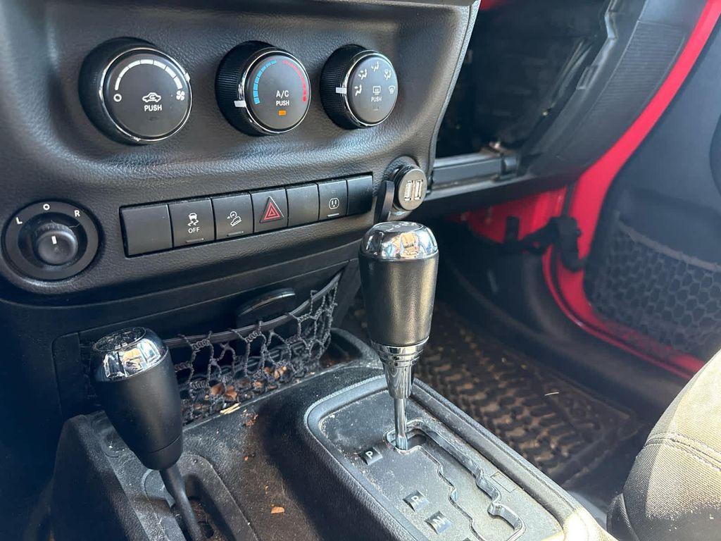 used 2013 Jeep Wrangler Unlimited car, priced at $15,798