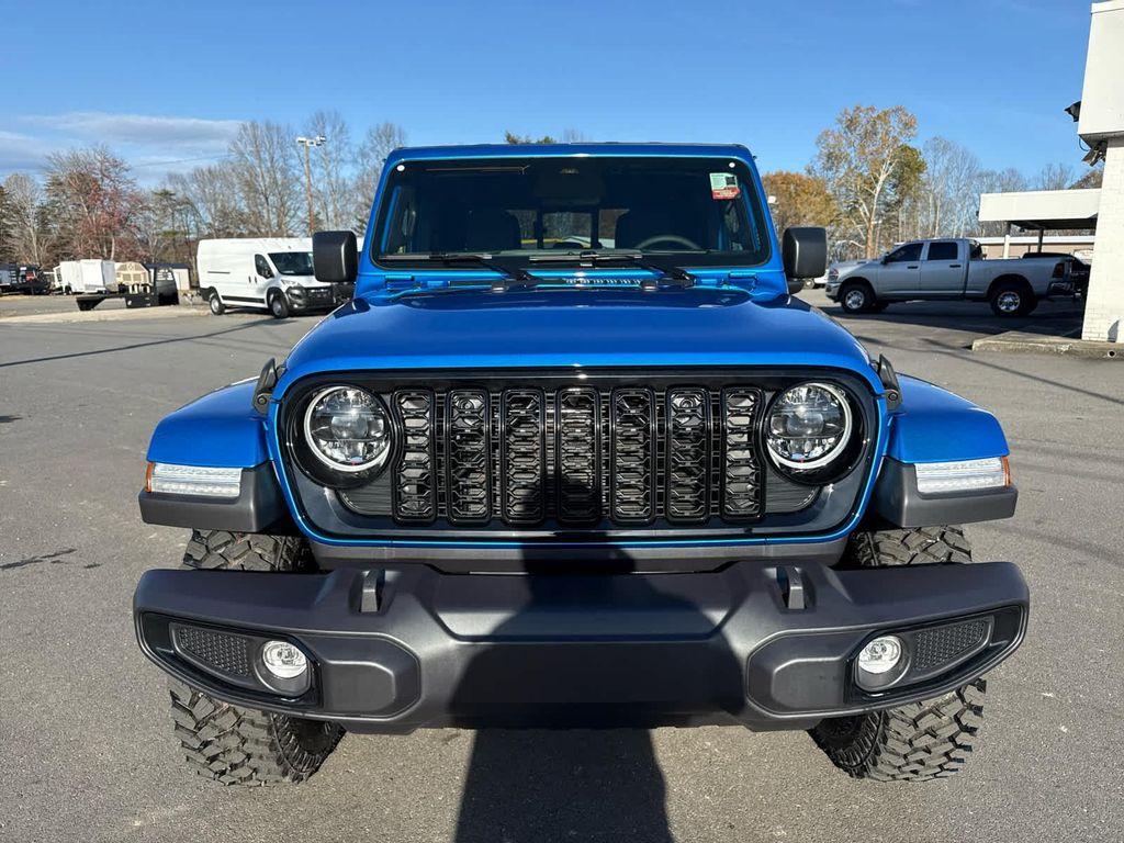 new 2026 Jeep Gladiator car, priced at $52,297