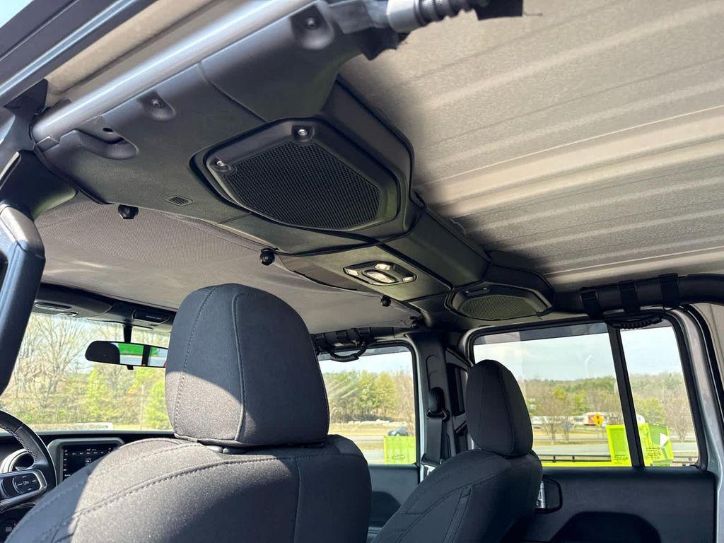used 2020 Jeep Gladiator car, priced at $32,296