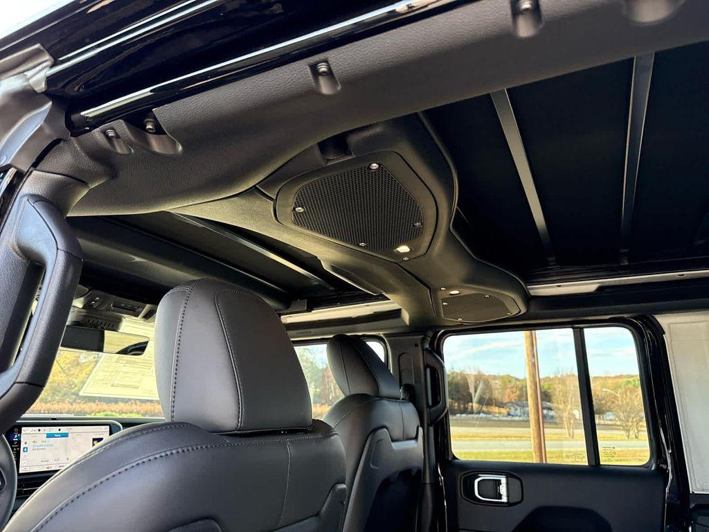 new 2026 Jeep Wrangler car, priced at $68,894