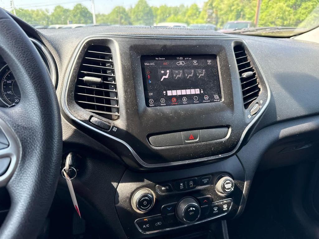 used 2019 Jeep Cherokee car, priced at $10,999