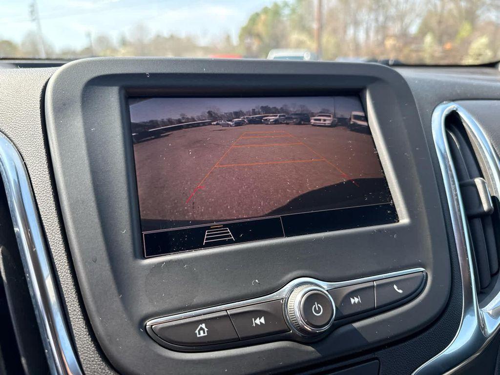 used 2024 Chevrolet Equinox car, priced at $22,196
