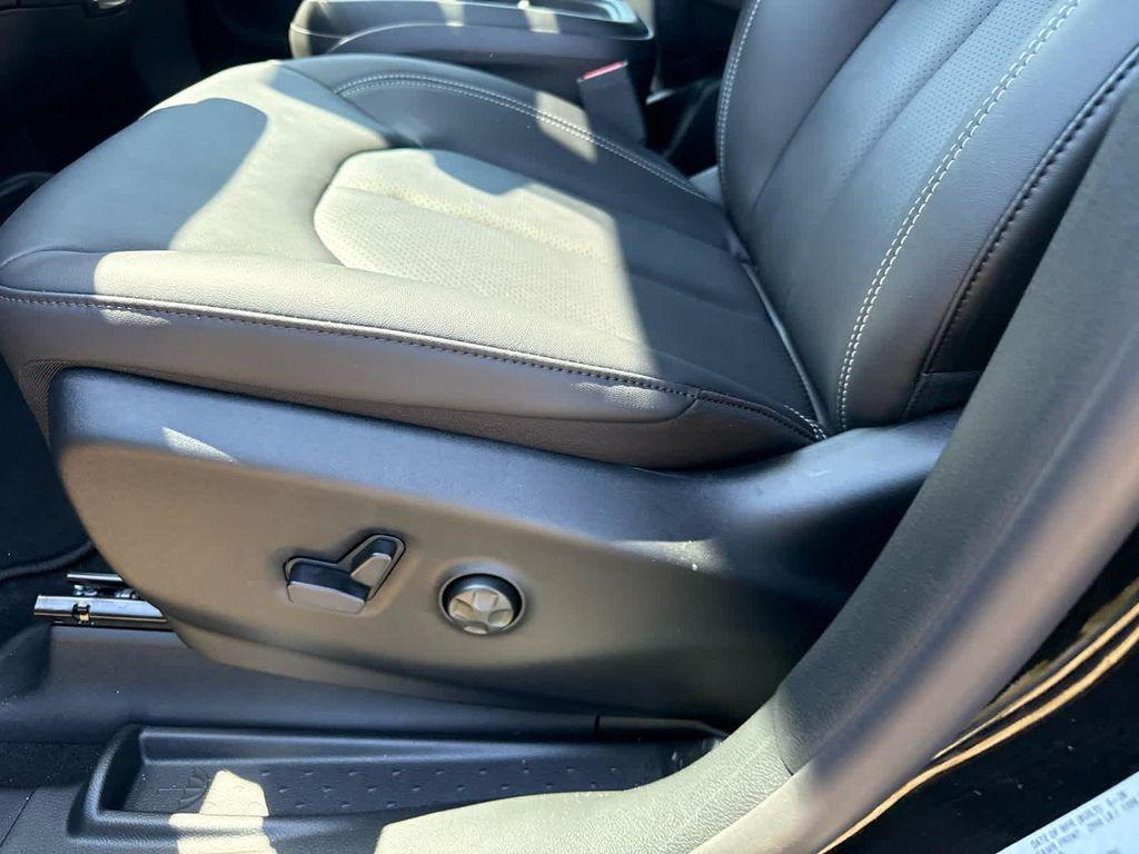 new 2027 Chrysler Pacifica car, priced at $45,796