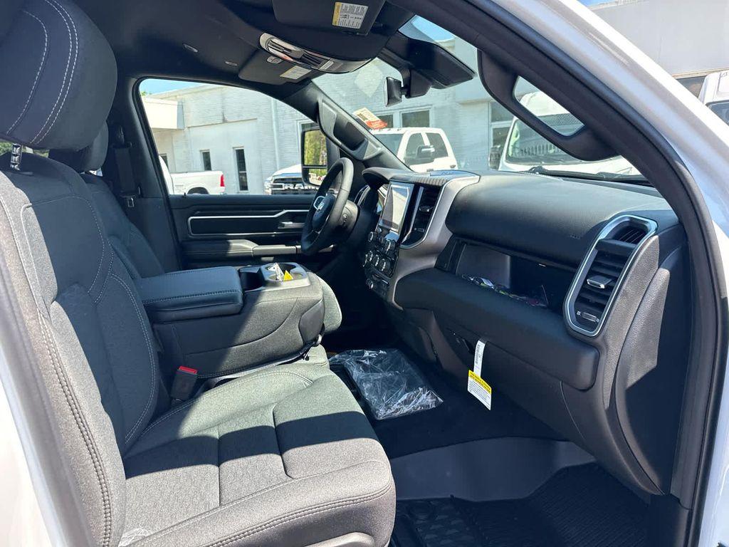 new 2026 Ram 1500 car, priced at $61,260