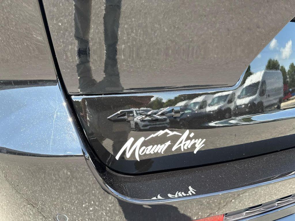 new 2025 Jeep Grand Cherokee L car, priced at $45,466