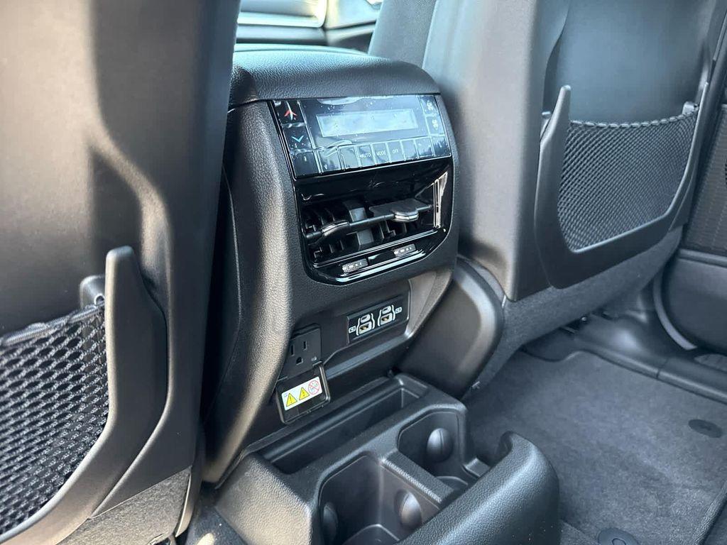 new 2025 Jeep Grand Cherokee L car, priced at $45,466