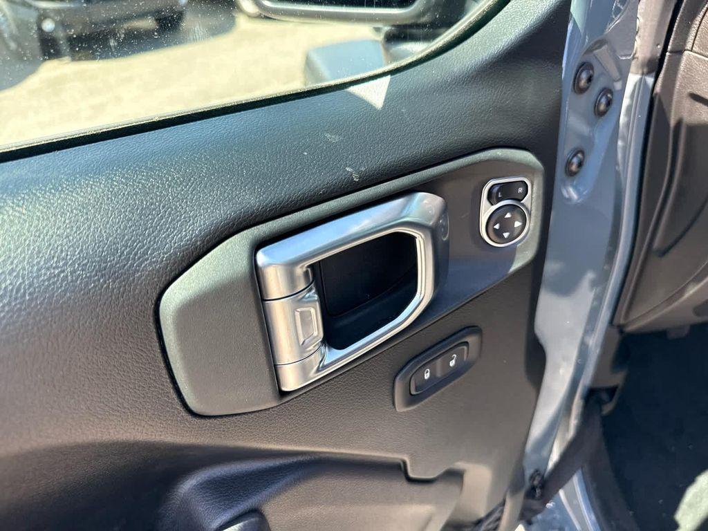 new 2026 Jeep Wrangler car, priced at $45,030