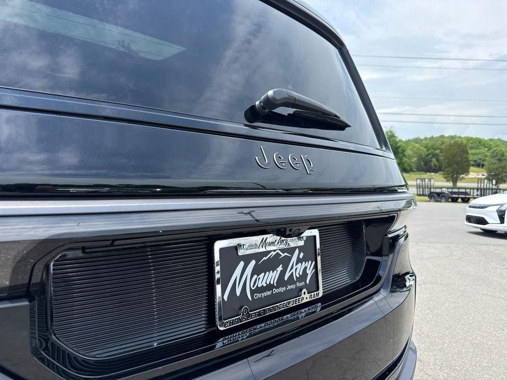 new 2026 Jeep Grand Wagoneer car, priced at $84,644