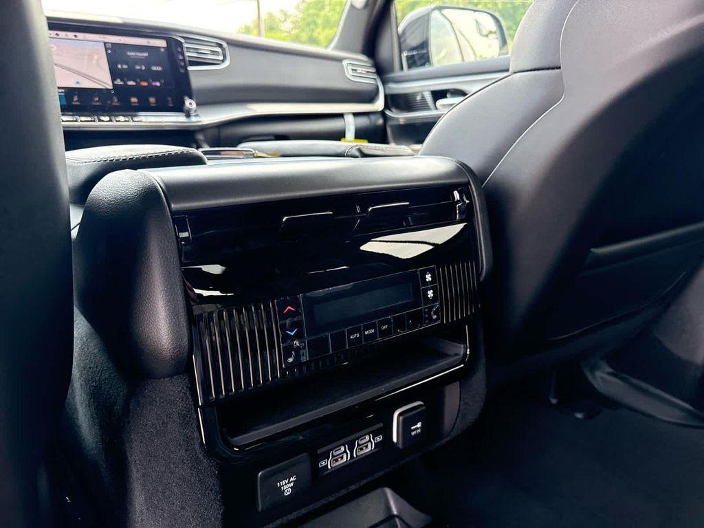 new 2026 Jeep Grand Wagoneer car, priced at $84,644