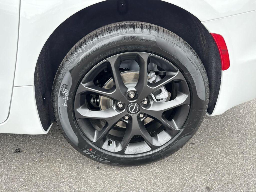 new 2026 Chrysler Pacifica car, priced at $48,987