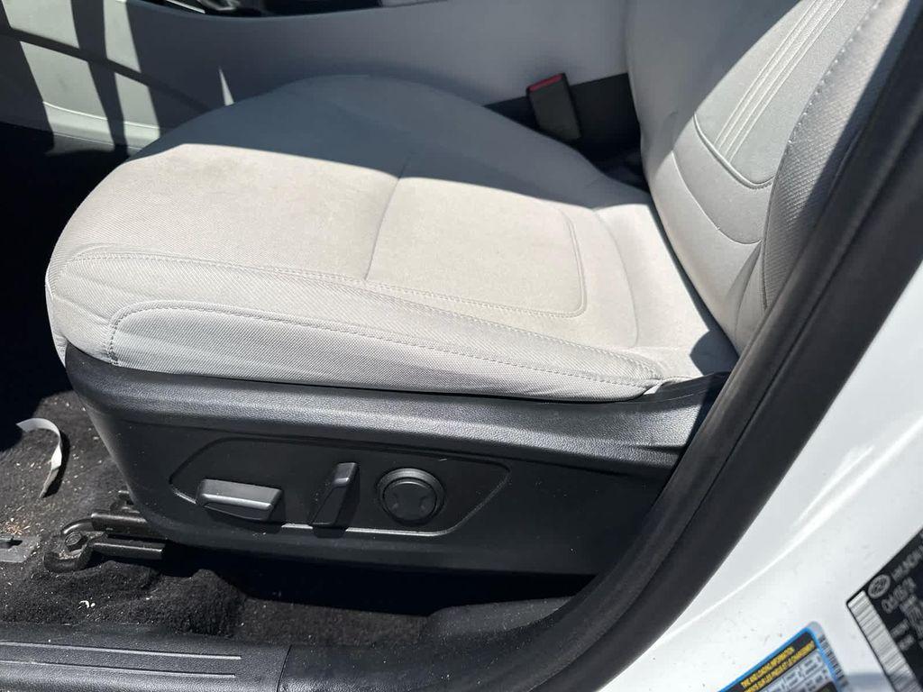 used 2025 Hyundai Tucson car, priced at $25,798