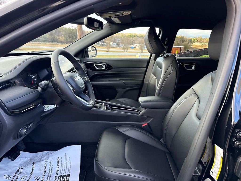 new 2026 Jeep Compass car, priced at $35,986