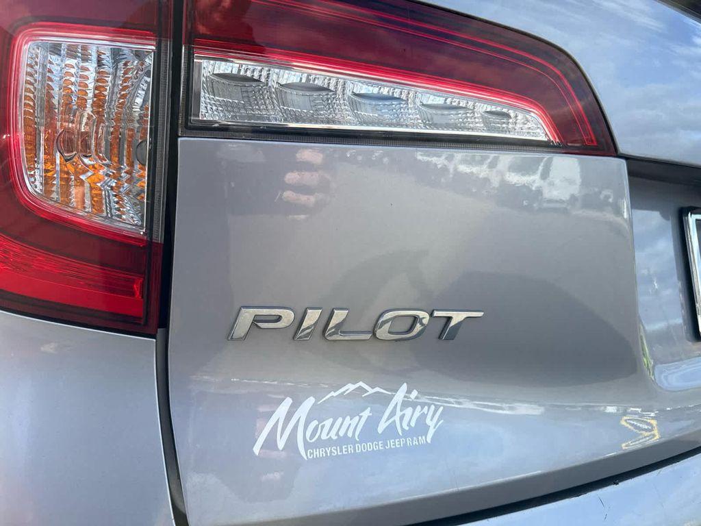 used 2021 Honda Pilot car, priced at $21,797