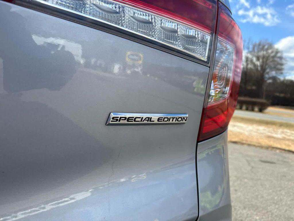 used 2021 Honda Pilot car, priced at $21,797