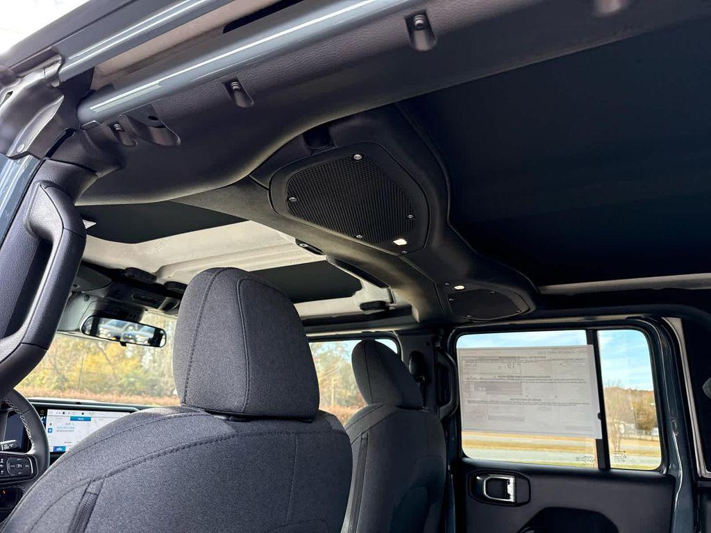 new 2026 Jeep Gladiator car, priced at $50,695