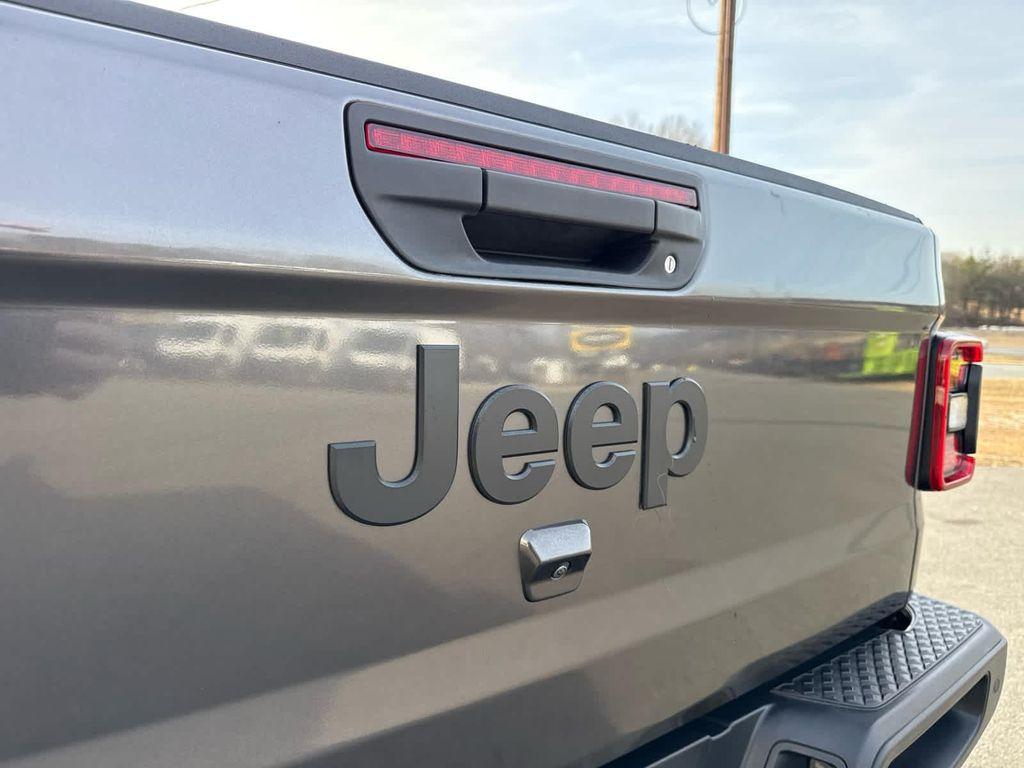 used 2020 Jeep Gladiator car, priced at $24,997