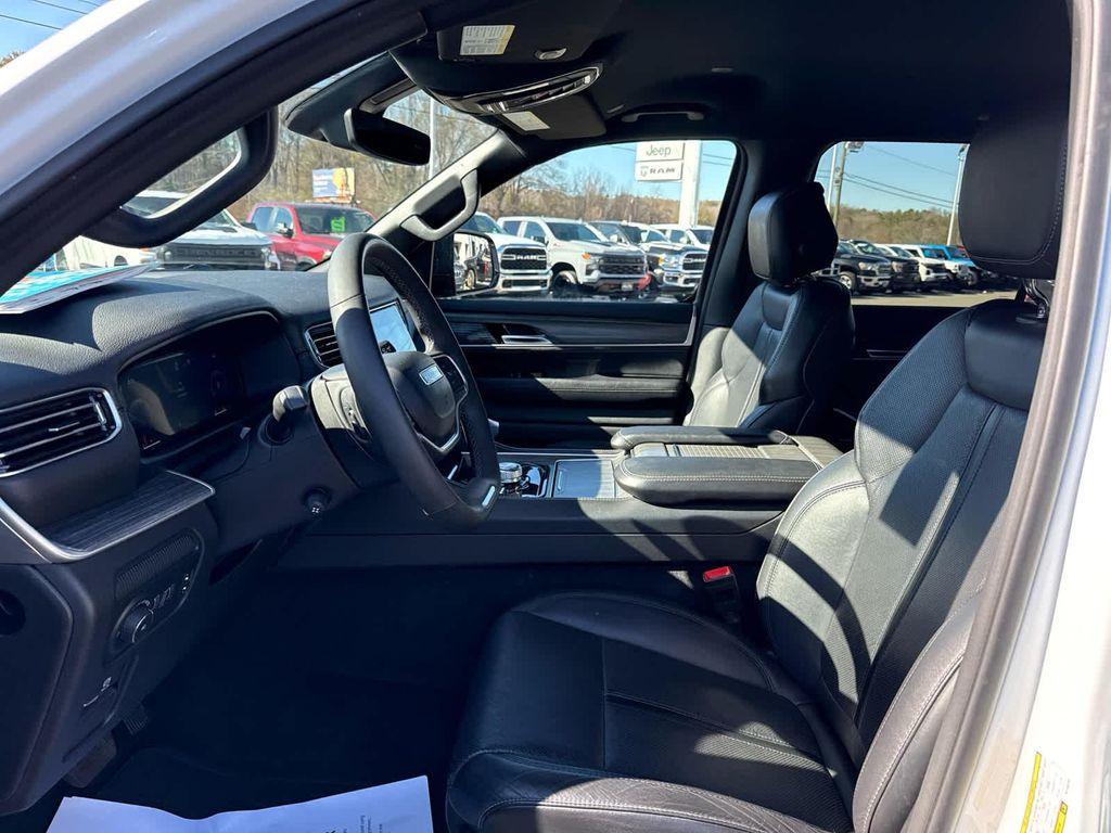 used 2024 Jeep Wagoneer car, priced at $40,297