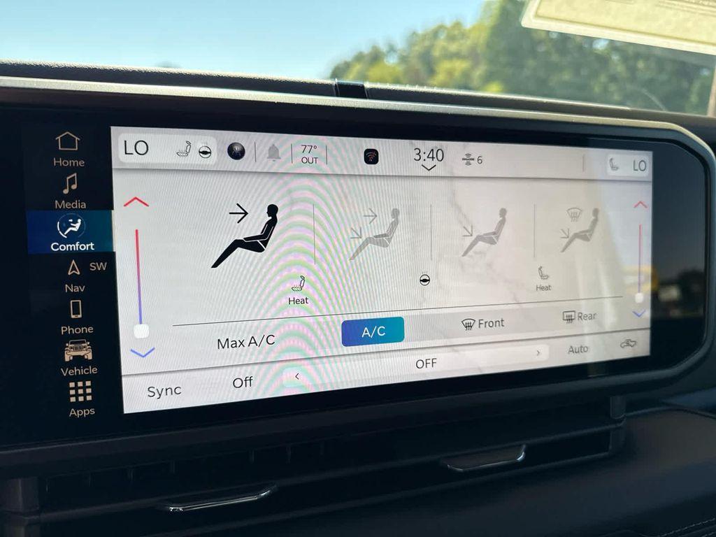 new 2025 Jeep Gladiator car, priced at $60,397