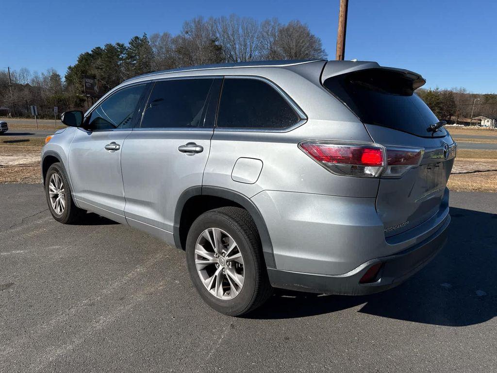 used 2014 Toyota Highlander car, priced at $14,999