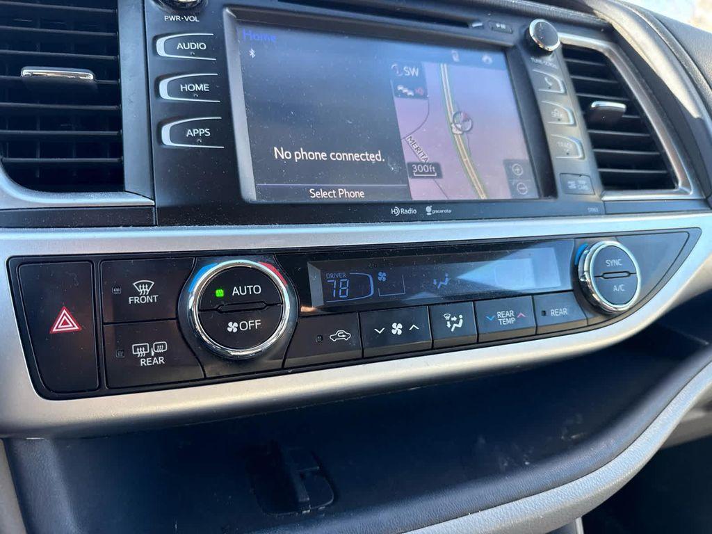 used 2014 Toyota Highlander car, priced at $14,999