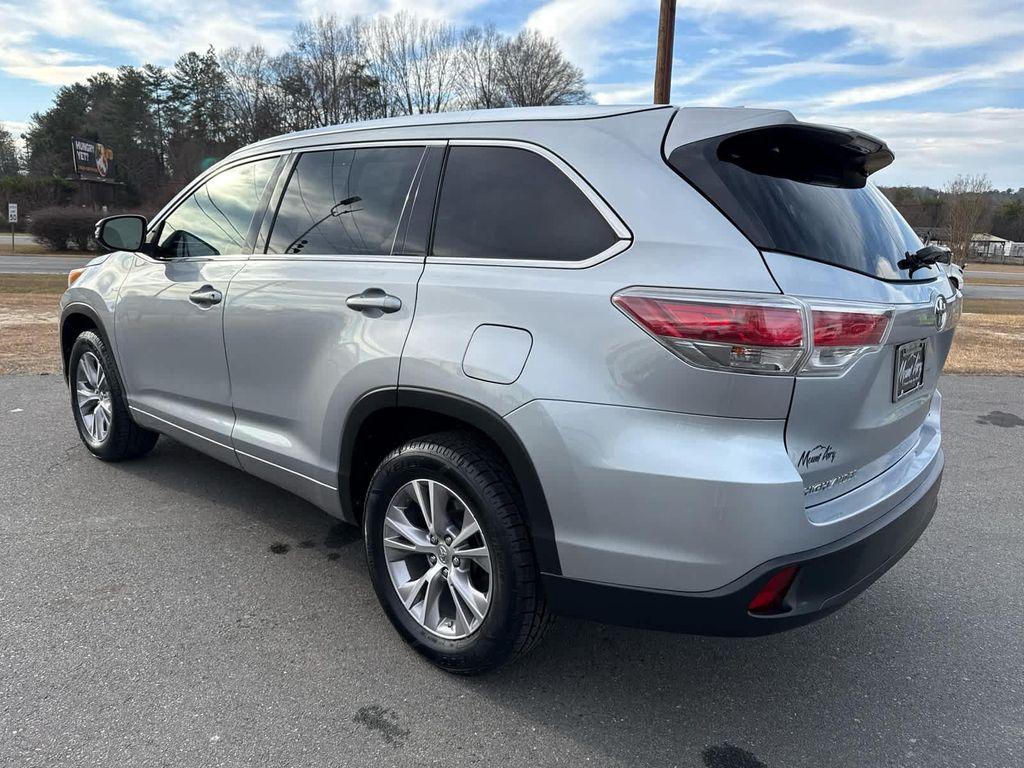 used 2014 Toyota Highlander car, priced at $14,797
