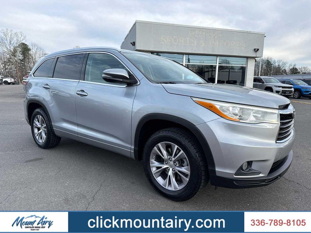 used 2014 Toyota Highlander car, priced at $14,797