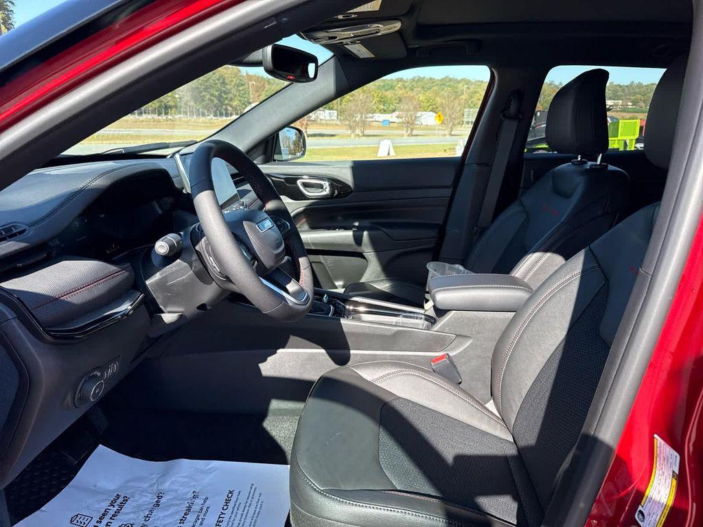 new 2026 Jeep Compass car, priced at $36,789