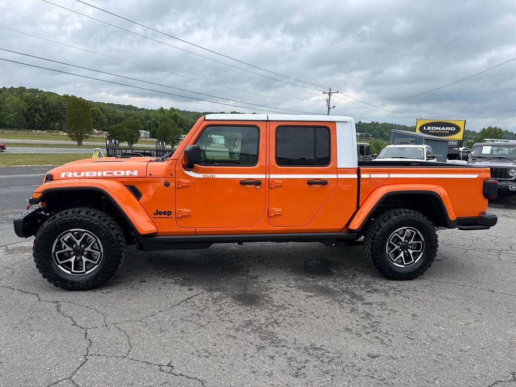 new 2026 Jeep Gladiator car, priced at $61,786