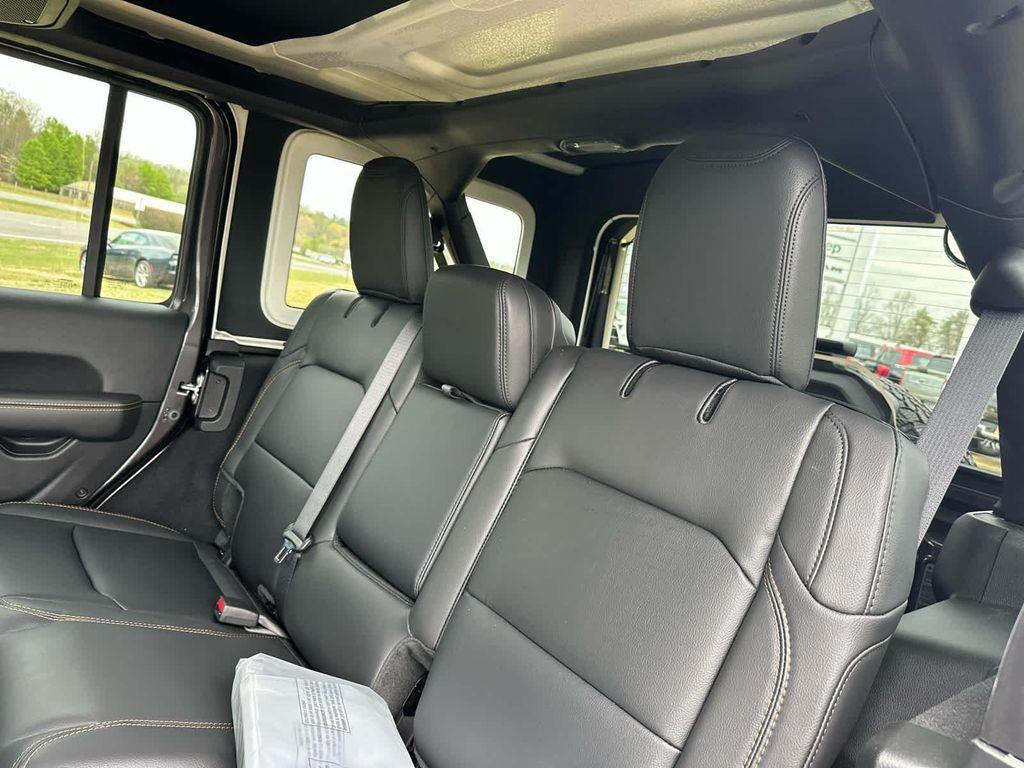 new 2025 Jeep Wrangler car, priced at $54,987