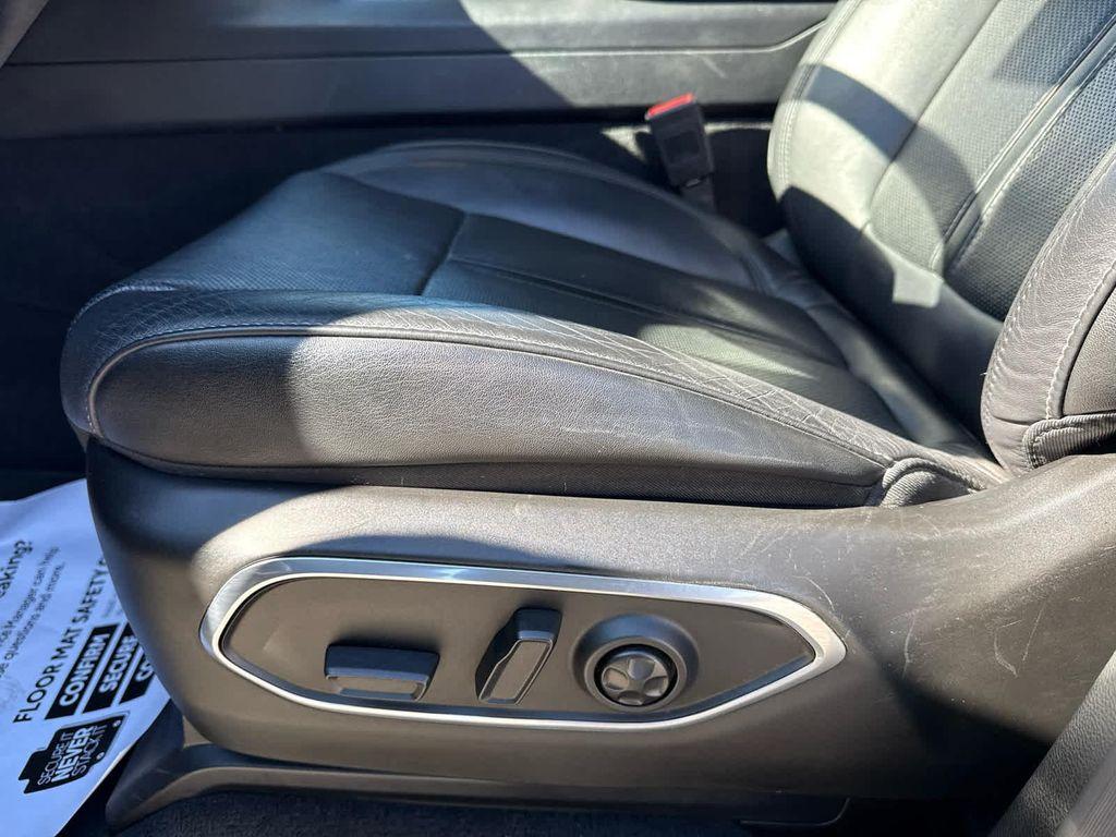 used 2024 Jeep Wagoneer car, priced at $42,897