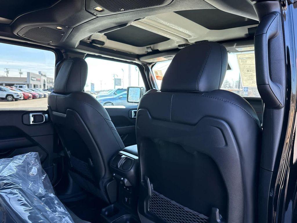 new 2026 Jeep Gladiator car, priced at $59,487