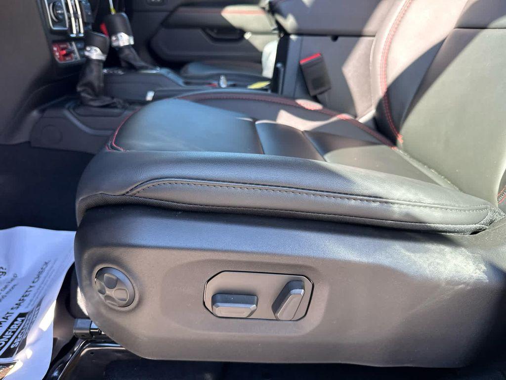 new 2026 Jeep Gladiator car, priced at $59,487