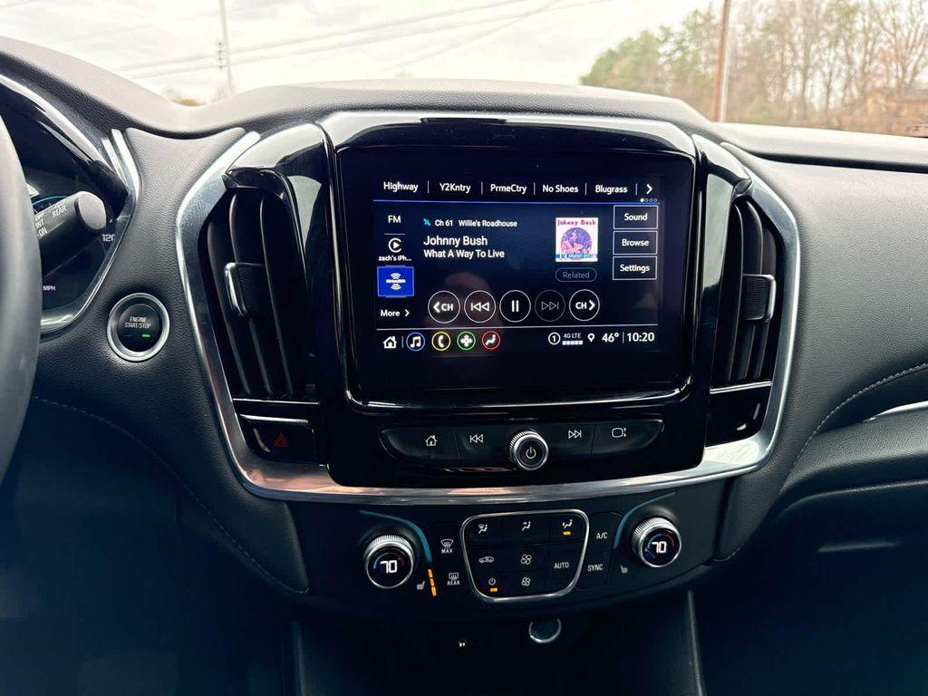used 2023 Chevrolet Traverse car, priced at $30,897